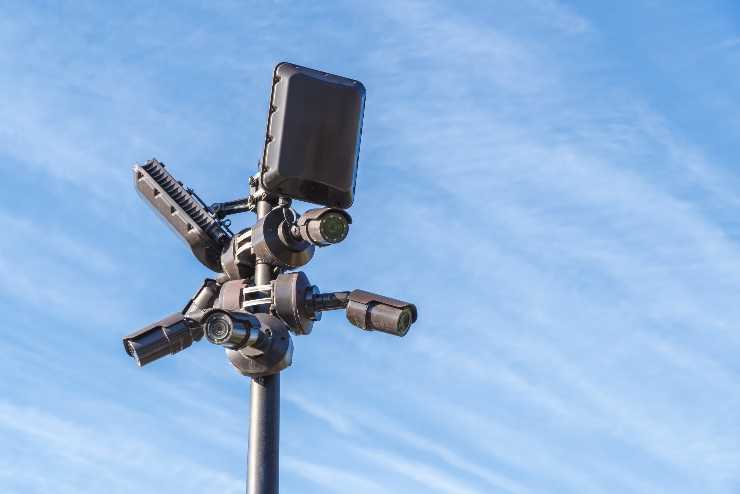 Лучшие камеры видеонаблюдения со встроенной солнечной панелью